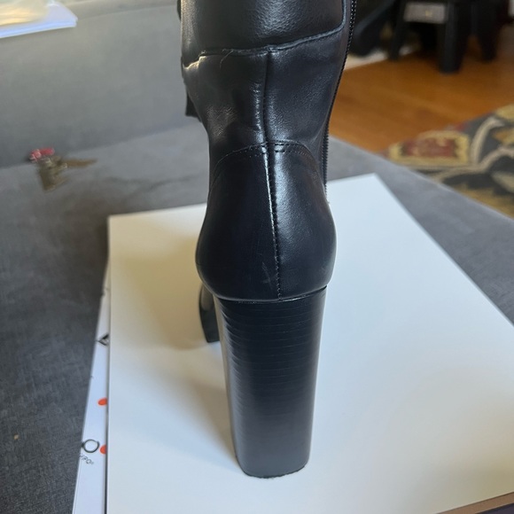 Worn Once In Paris! Besos By SteveMadden Leather Platform Bootie - Picture 2 of 6